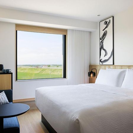 Hotel Fairfield By Marriott Hokkaido Naganuma Exterior foto